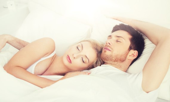 Co zrobić, żeby nie chrapać w nocy – skuteczne sposoby